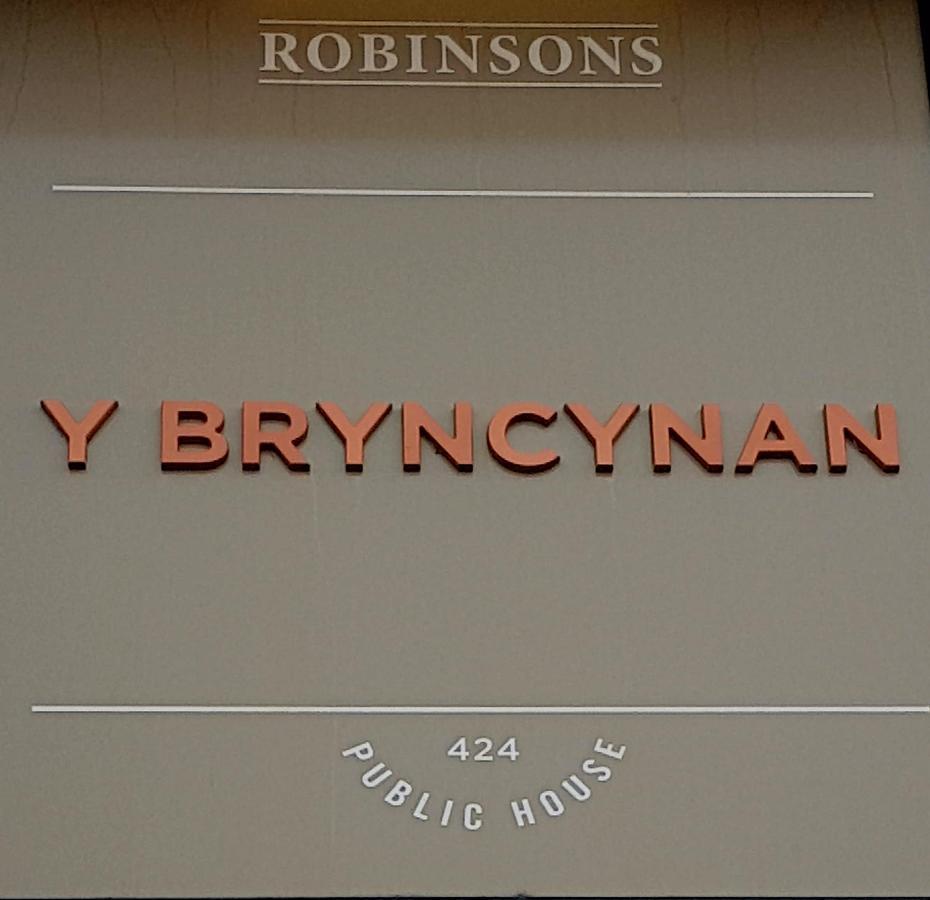 Inn Y Bryncynan 2*